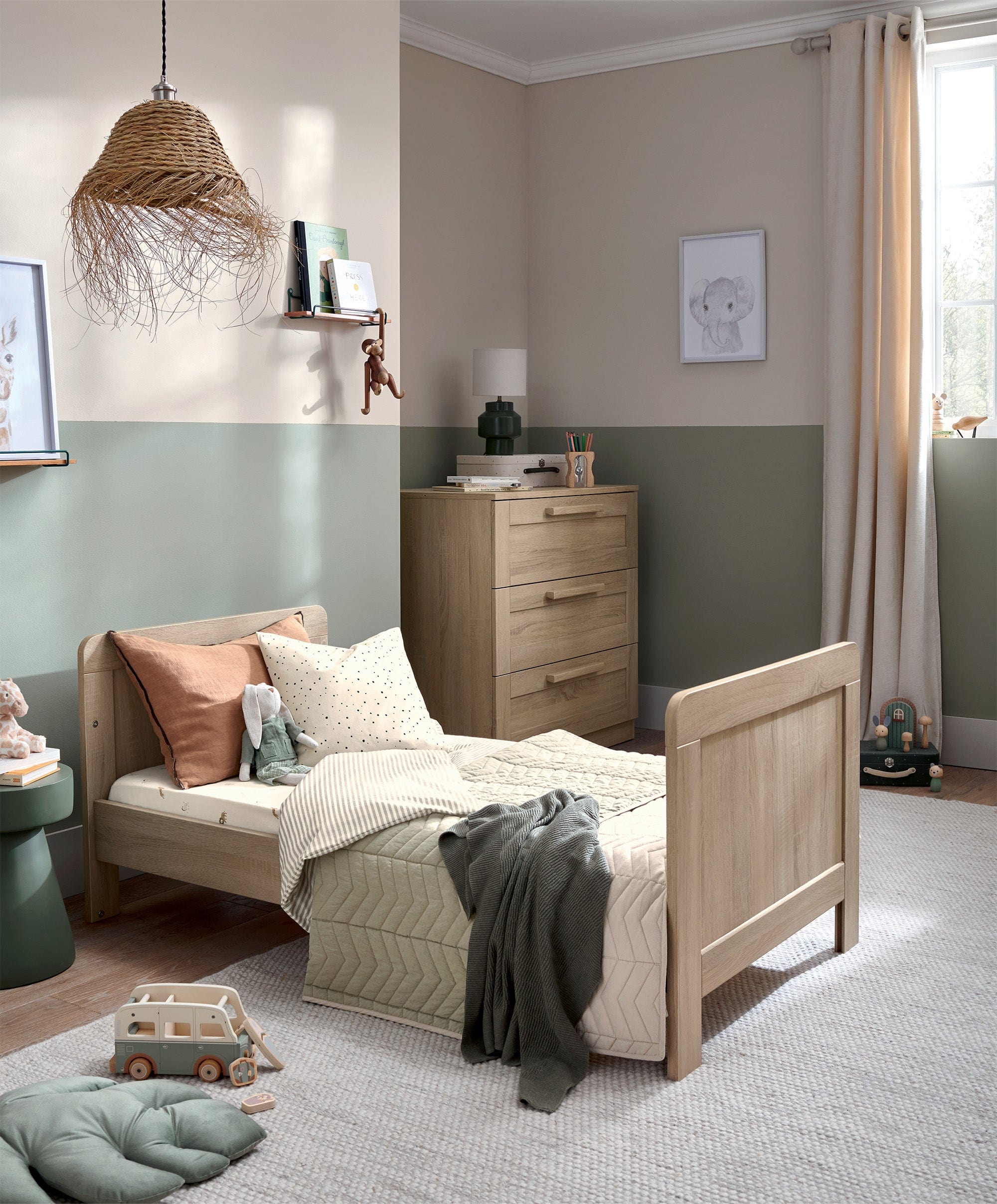 Atlas 2 Piece Cotbed Set with Dresser Changer - Light Oak - Image 19