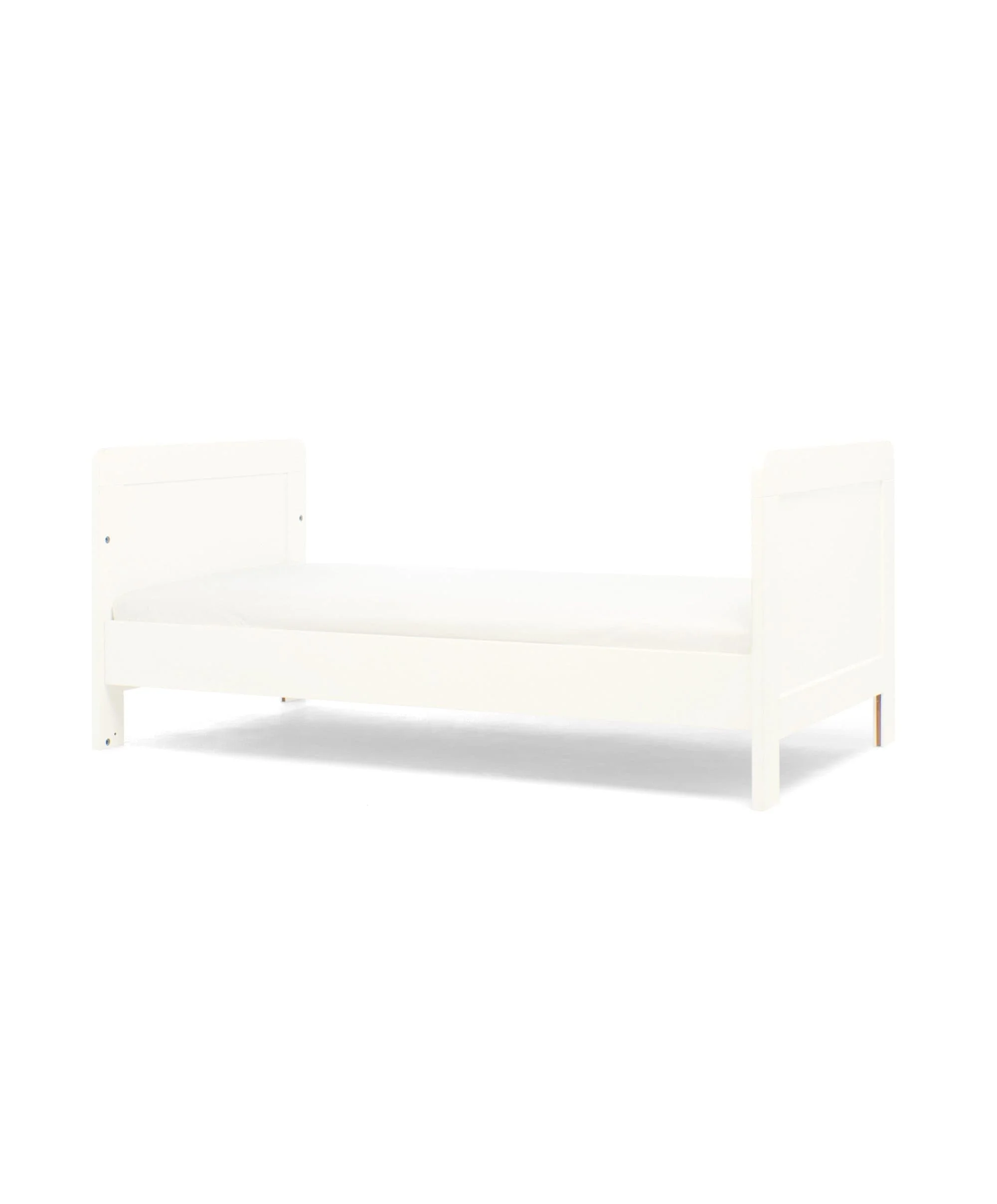 Hampden Nursery Bundle with Lua Bedside Crib (6 Piece) – White - Image 5